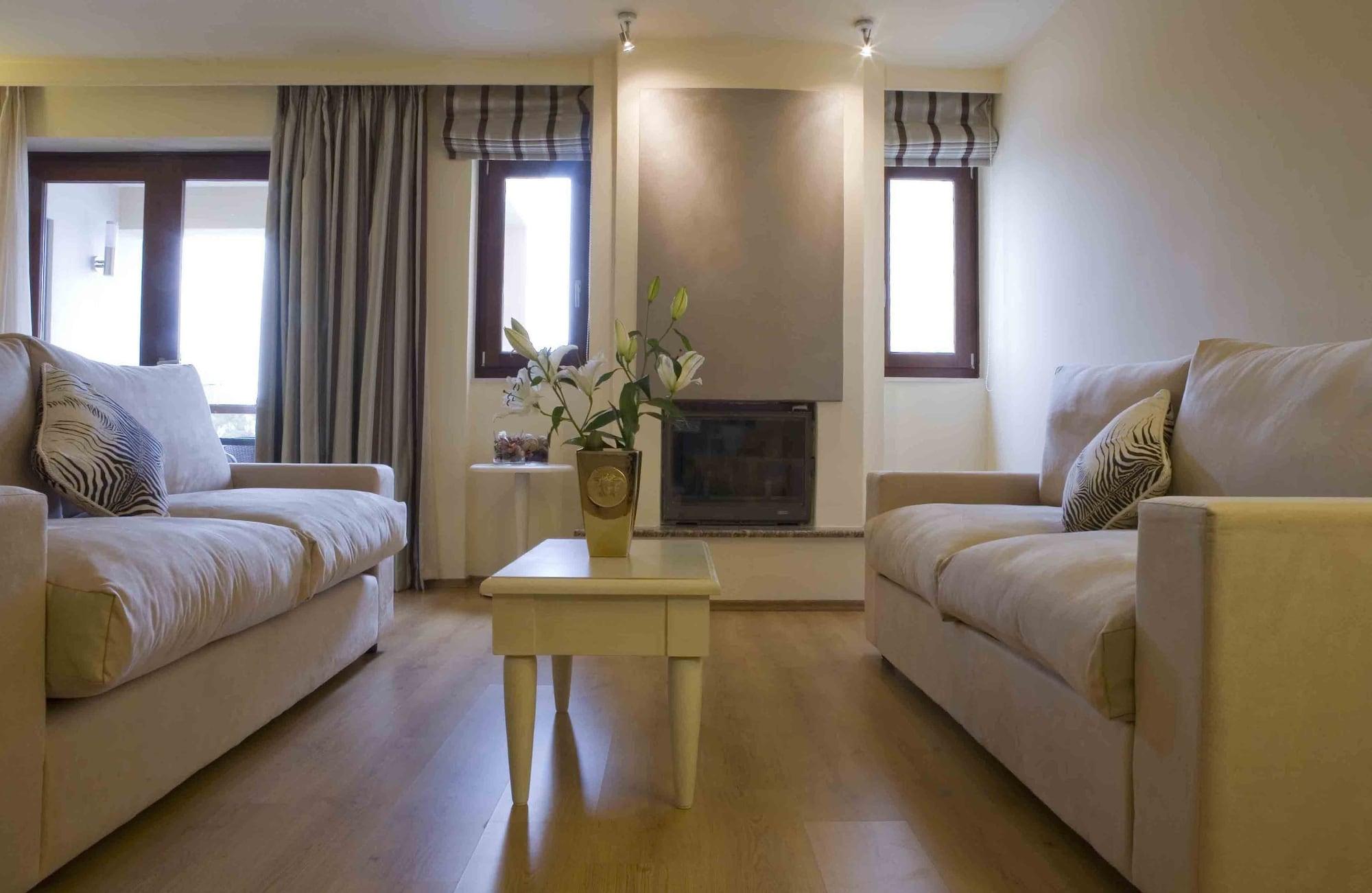 Valis Resort Hotel Volos Luaran gambar A living room