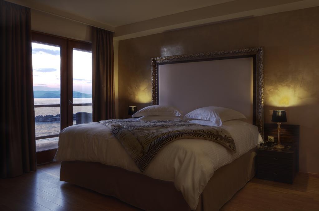 Valis Resort Hotel Volos Luaran gambar A bedroom